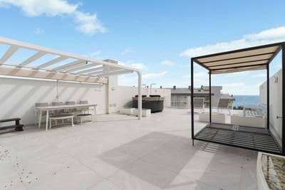 2 makuuhuone Kattohuoneisto myytävänä paikassa Las Gaviotas  - Carvajal, Fuengirola mukana uima-altaan - 899 000 € (Ref: 8895376)