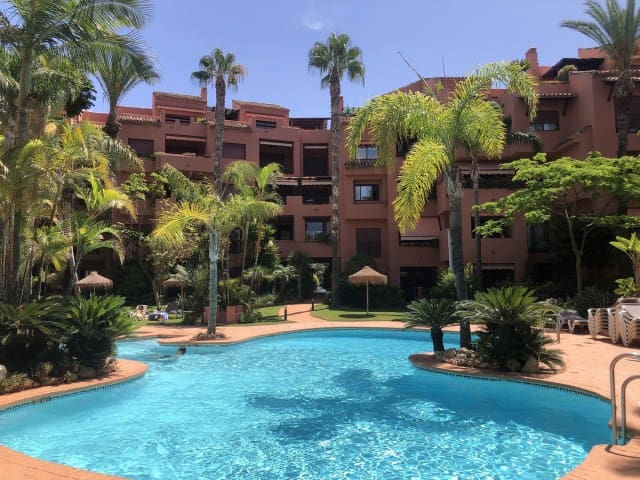 3 soveværelse Lejlighed til salg i El Rosario, Marbella med swimmingpool - € 575.000 (Ref: 8897755)