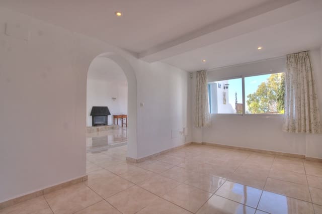 4 Zimmer Villa zu verkaufen in Valtocado - La Alquería - La Atalaya, Mijas mit Pool Garage - 699.000 € (Ref: 8992873)