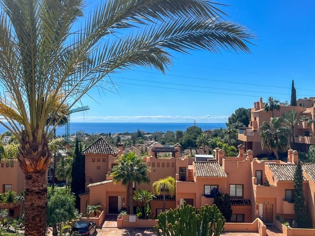6 soveværelse Byhus til salg i Riviera del Sol, Mijas med swimmingpool garage - € 529.000 (Ref: 9035039)