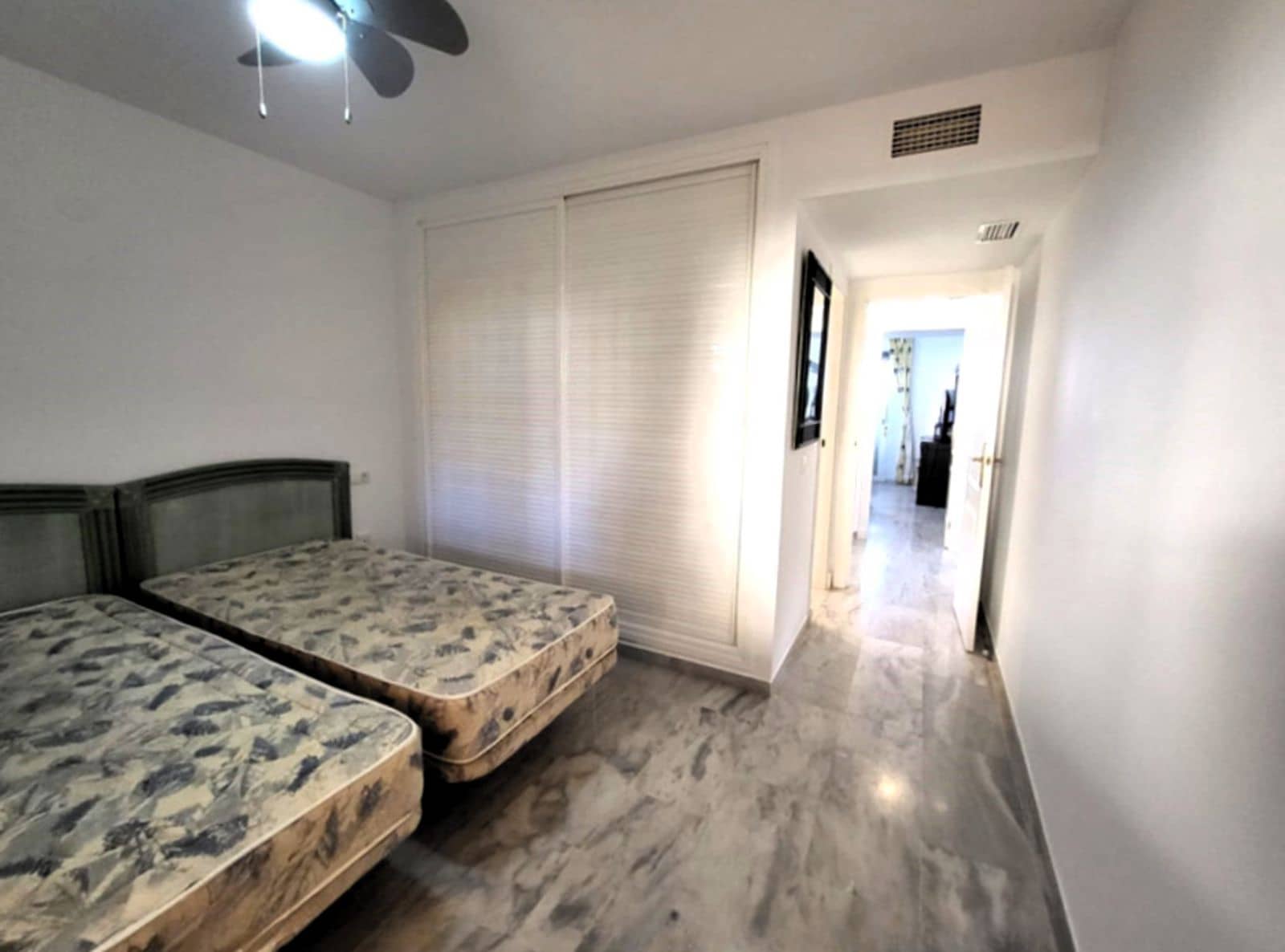 2 bedroom Apartment for sale in Riviera del Sol with pool garage - € 269,000 (Ref: 9104000)