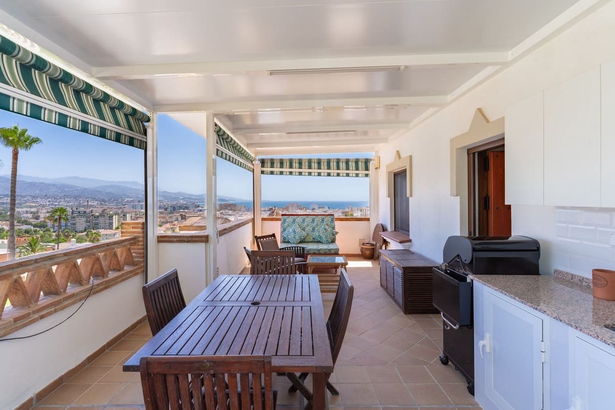 9 soveværelse Villa til salg i Torre del Mar med swimmingpool garage - € 1.650.000 (Ref: 9132793)