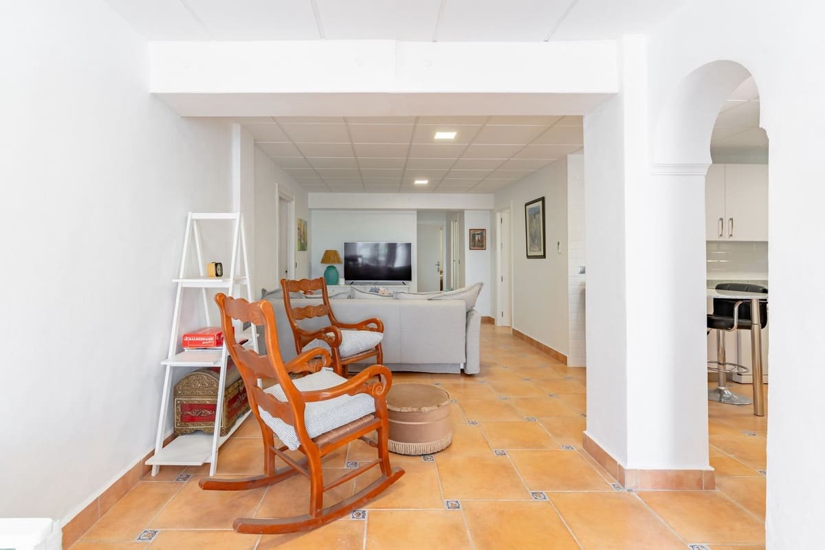 9 soveværelse Villa til salg i Torre del Mar med swimmingpool garage - € 1.650.000 (Ref: 9132793)