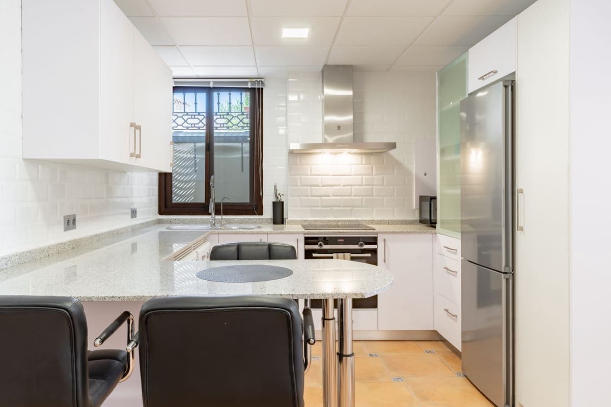 9 soveværelse Villa til salg i Torre del Mar med swimmingpool garage - € 1.650.000 (Ref: 9132793)