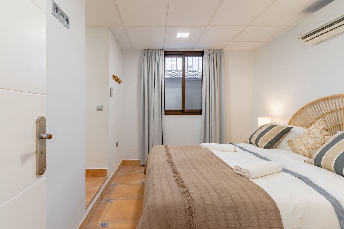 9 soveværelse Villa til salg i Torre del Mar med swimmingpool garage - € 1.650.000 (Ref: 9132793)