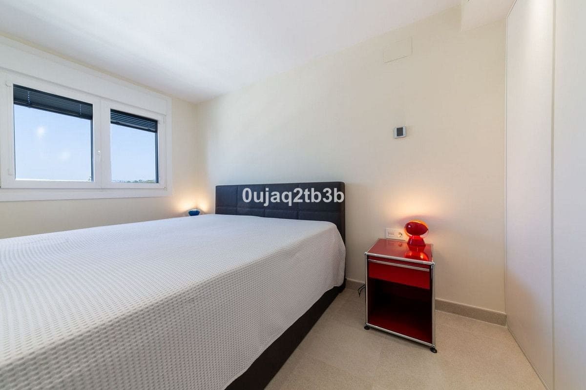 Apartamento de 3 habitaciones en Marbella en venta - 990.000 € (Ref: 9176079)