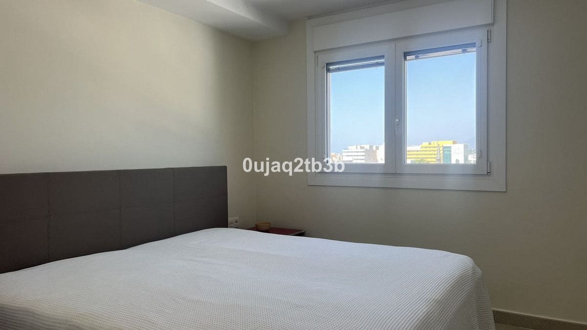 Apartamento de 3 habitaciones en Marbella en venta - 990.000 € (Ref: 9176079)