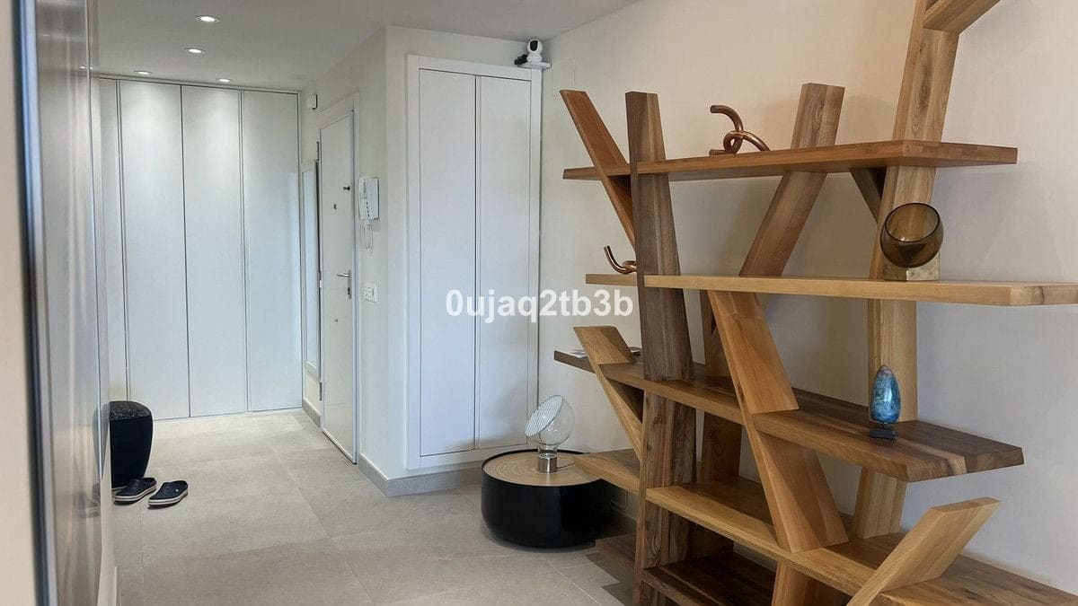 Apartamento de 3 habitaciones en Marbella en venta - 990.000 € (Ref: 9176079)