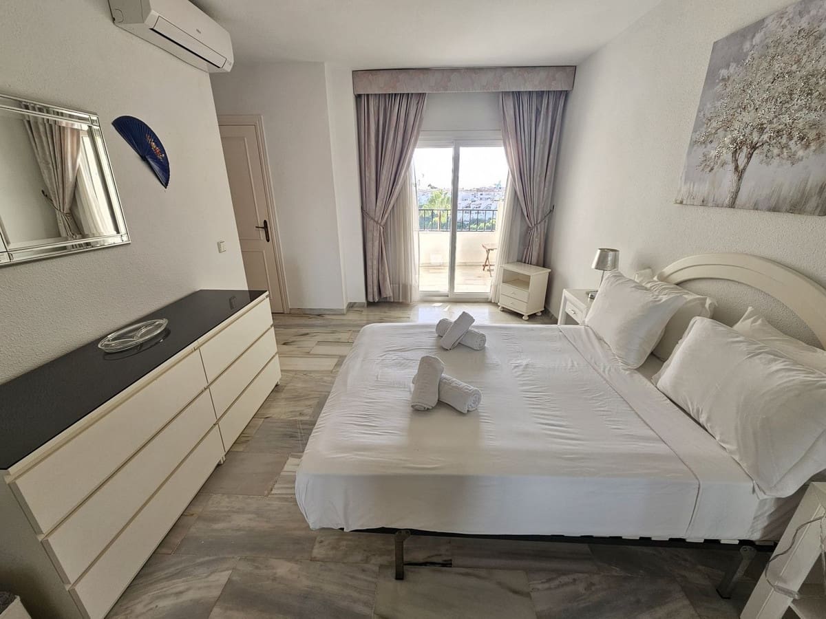 2 soverom Leilighet til salgs i Calahonda med svømmebasseng garasje - € 289 000 (Ref: 9187872)