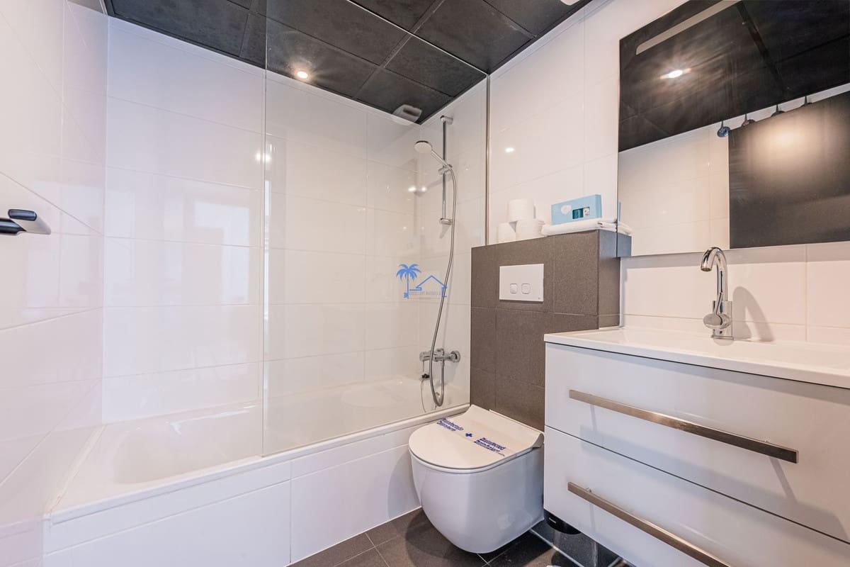 3 sypialnia Apartament na sprzedaż w Mijas Costa z basenem garażem - 449 500 € (Ref: 9196340)