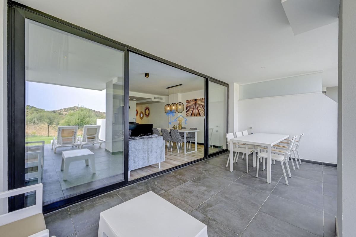 3 sypialnia Apartament na sprzedaż w Mijas Costa z basenem garażem - 449 500 € (Ref: 9196340)