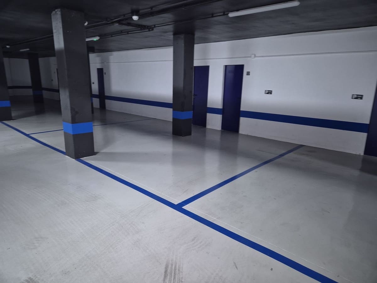 3 sypialnia Apartament na sprzedaż w Mijas Costa z basenem garażem - 449 500 € (Ref: 9196340)