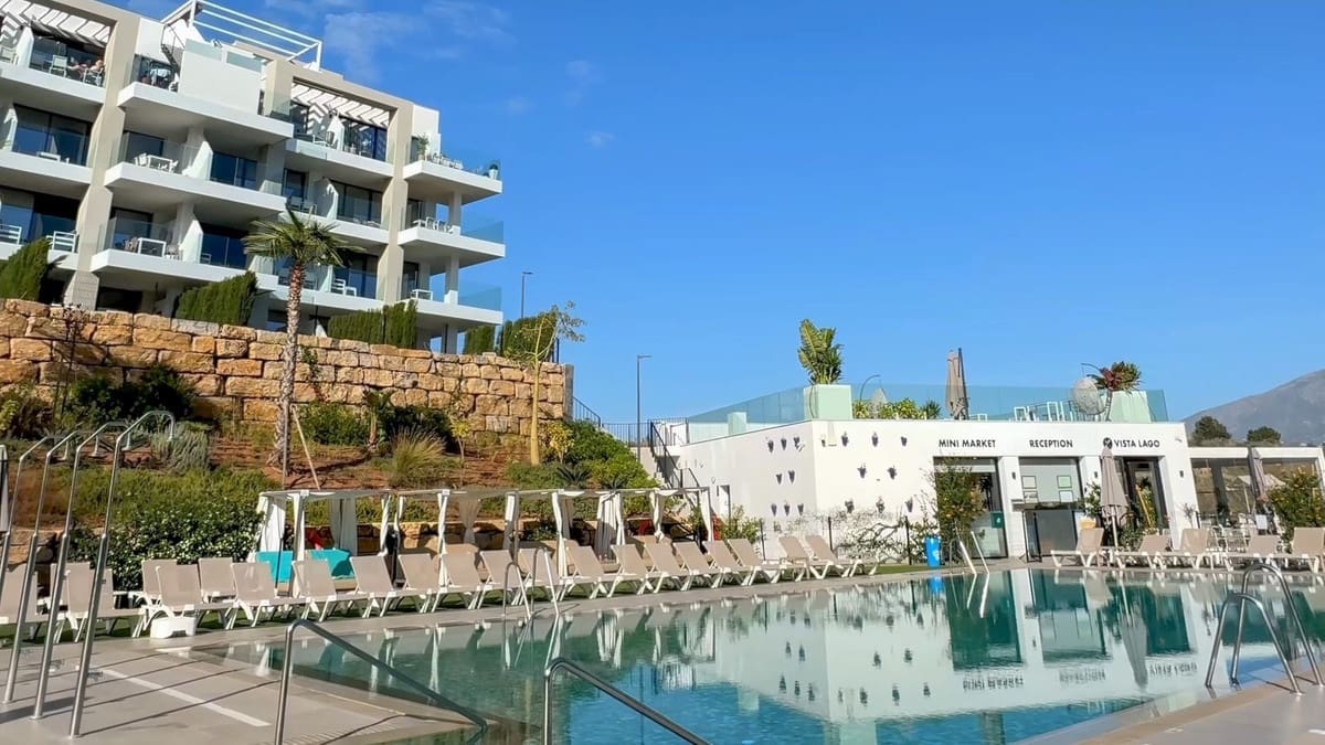 3 sypialnia Apartament na sprzedaż w Mijas Costa z basenem garażem - 449 500 € (Ref: 9196340)