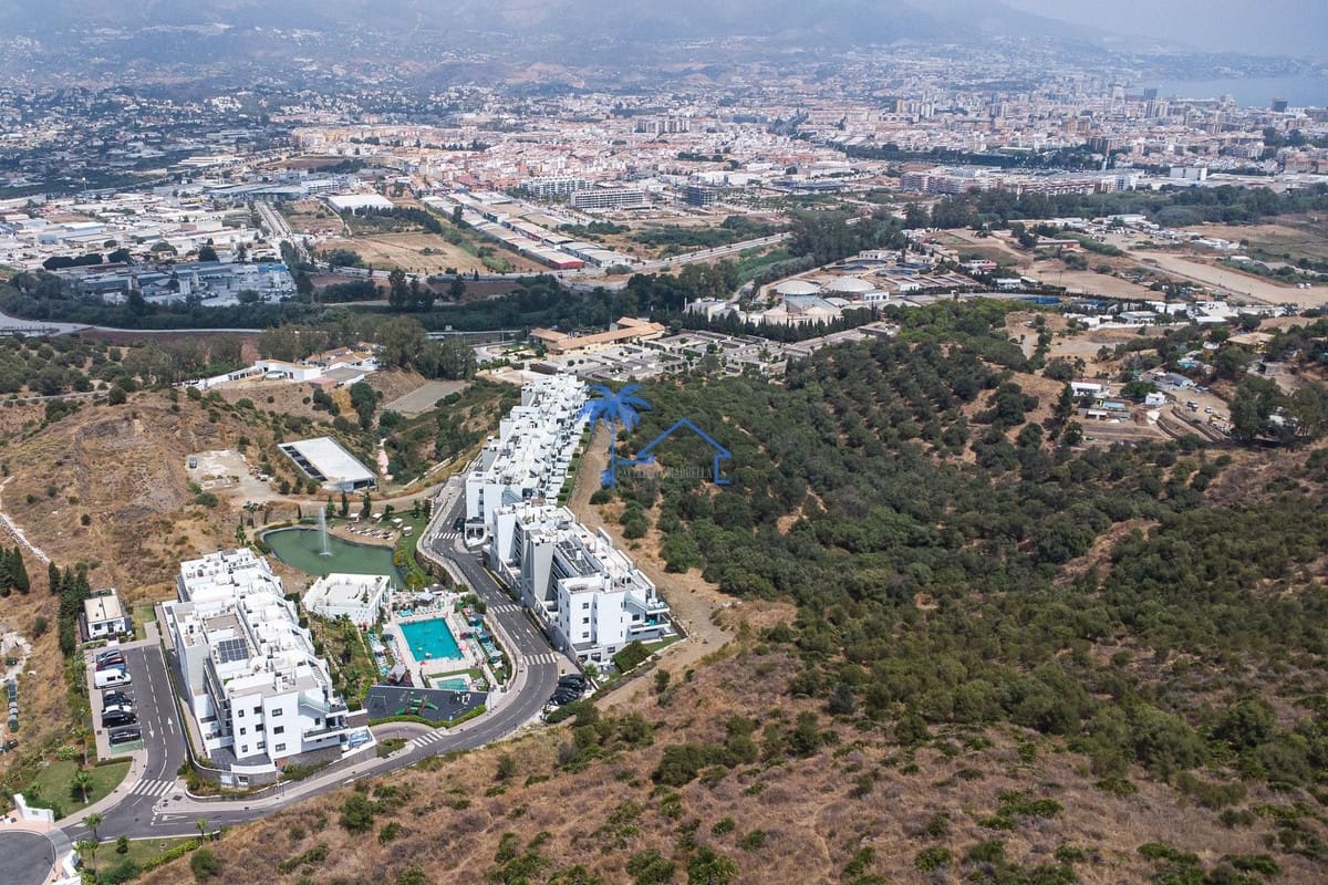 3 sypialnia Apartament na sprzedaż w Mijas Costa z basenem garażem - 449 500 € (Ref: 9196340)