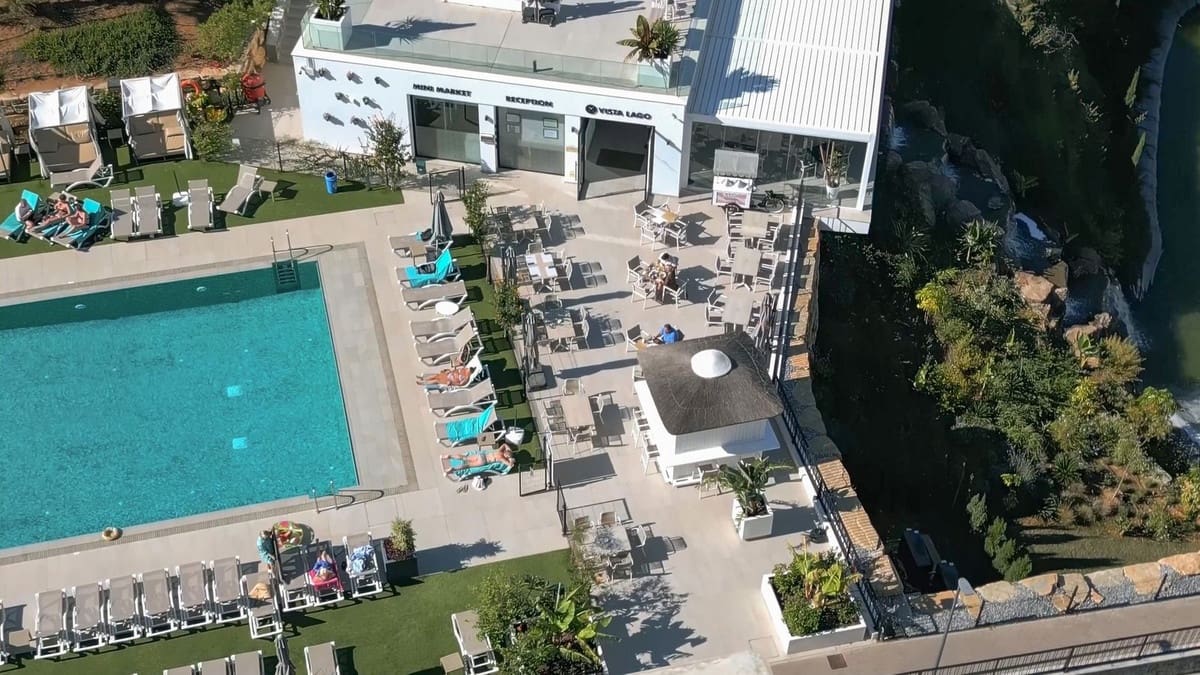 3 sypialnia Apartament na sprzedaż w Mijas Costa z basenem garażem - 449 500 € (Ref: 9196340)