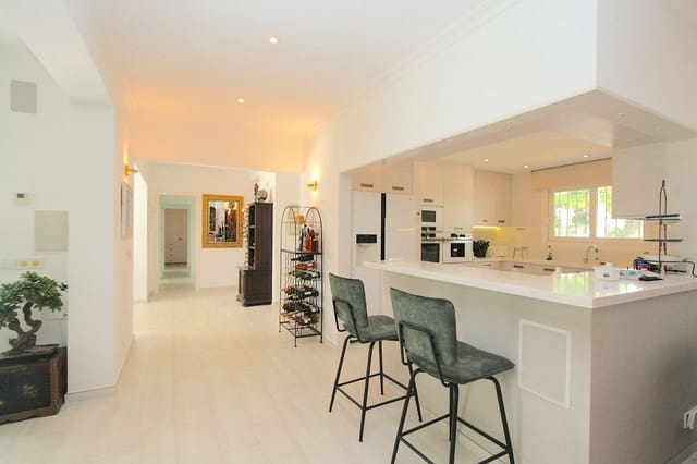 4 soveværelse Villa til salg i Mijas Golf, Mijas med swimmingpool garage - € 1.295.000 (Ref: 9197158)