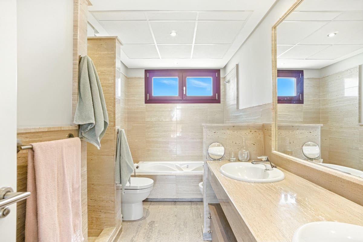 3 slaapkamer Huis te koop in Benahavis met zwembad garage - € 770.000 (Ref: 9197173)