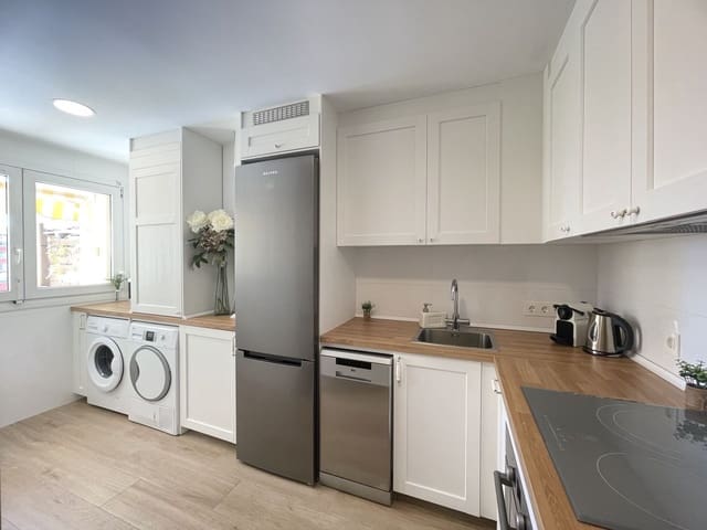 3 slaapkamer Appartement te koop in Los Boliches , Fuengirola met zwembad garage - € 635.000 (Ref: 9223567)