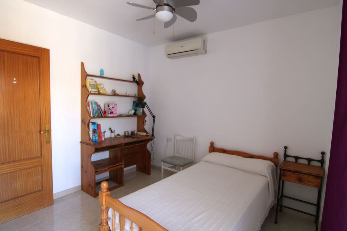 4 sovrum Villa till salu i Coin med pool garage - 398 000 € (Ref: 9237695)