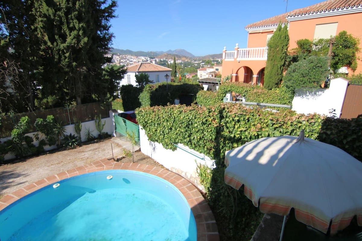 4 sovrum Villa till salu i Coin med pool garage - 398 000 € (Ref: 9237695)