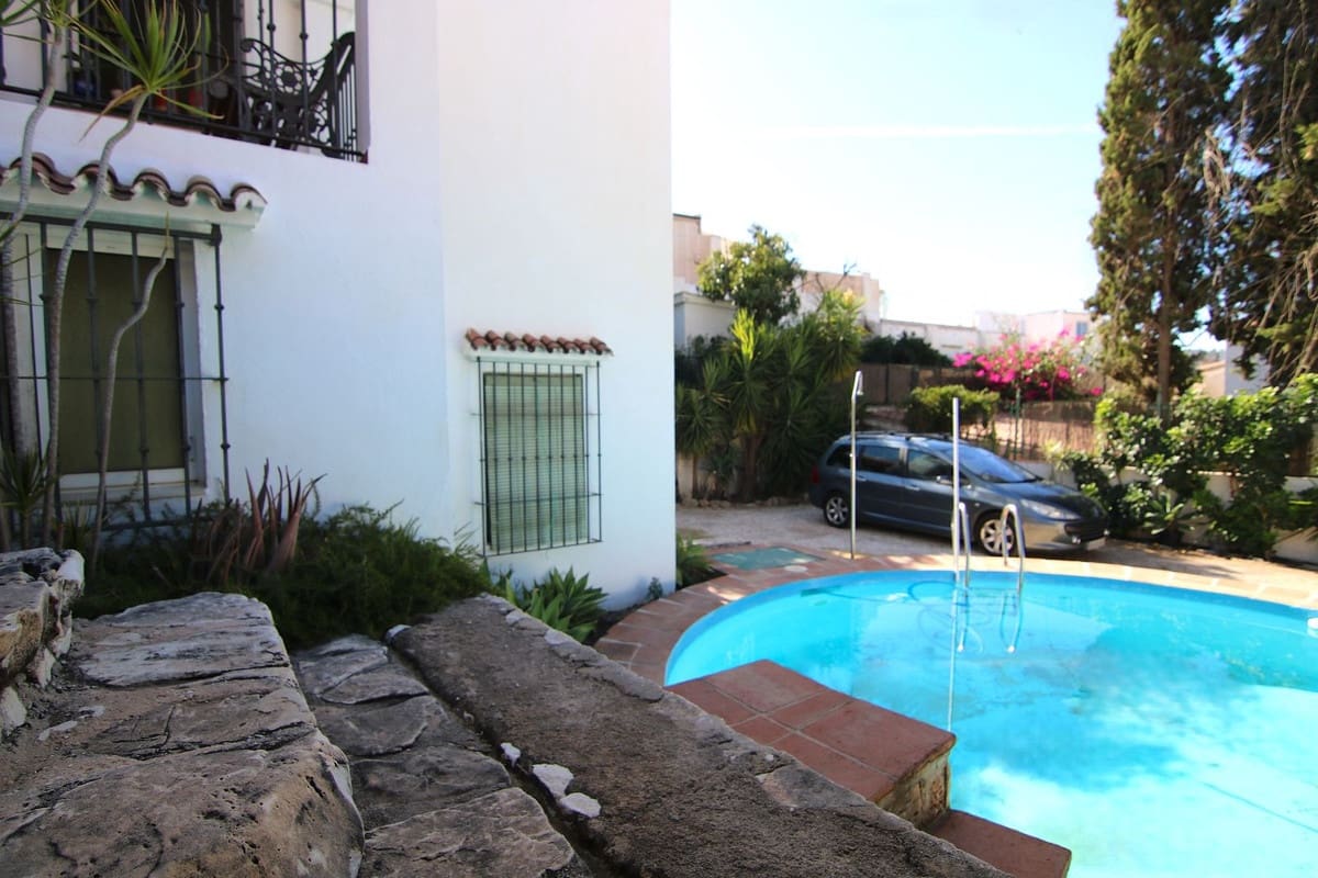 4 sovrum Villa till salu i Coin med pool garage - 398 000 € (Ref: 9237695)