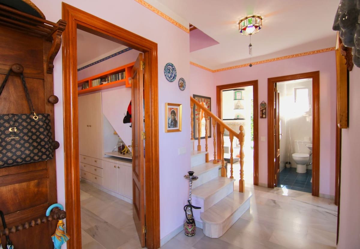 4 sovrum Villa till salu i Coin med pool garage - 398 000 € (Ref: 9237695)