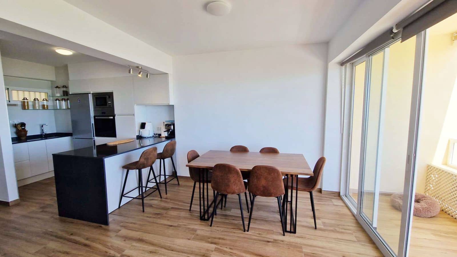 2 bedroom Apartment for sale in Benalmadena with pool - € 478,000 (Ref: 9237696)