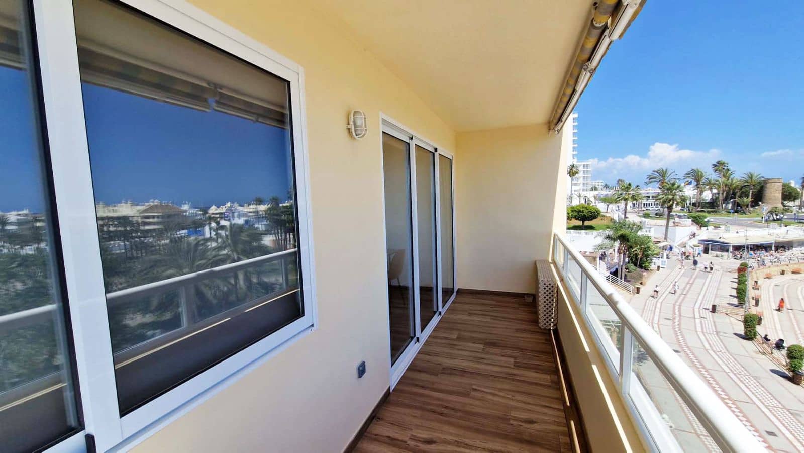 2 bedroom Apartment for sale in Benalmadena with pool - € 478,000 (Ref: 9237696)