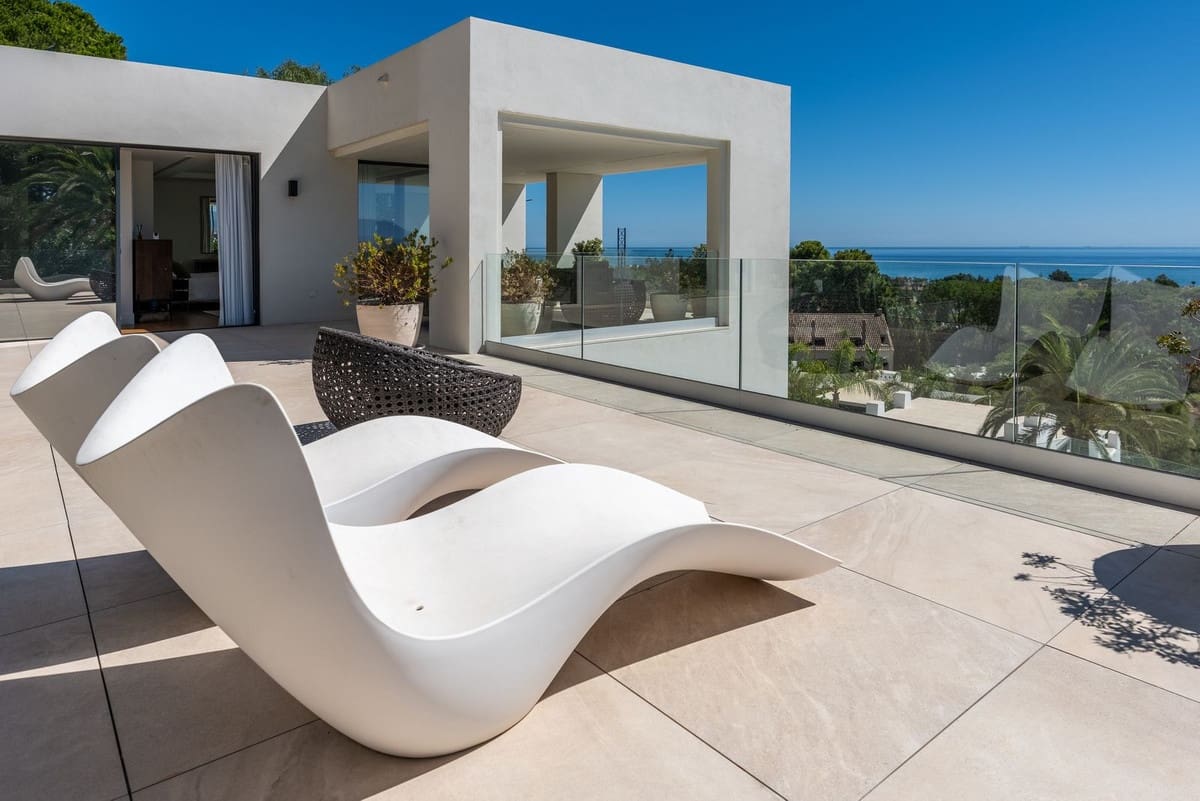 4 sypialnia Willa na sprzedaż w Marbella z basenem garażem - 5 900 000 € (Ref: 9237701)