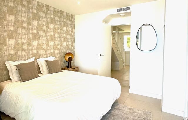 3 soveværelse Penthouse til salg i Benalmádena med swimmingpool - € 680.000 (Ref: 9237703)