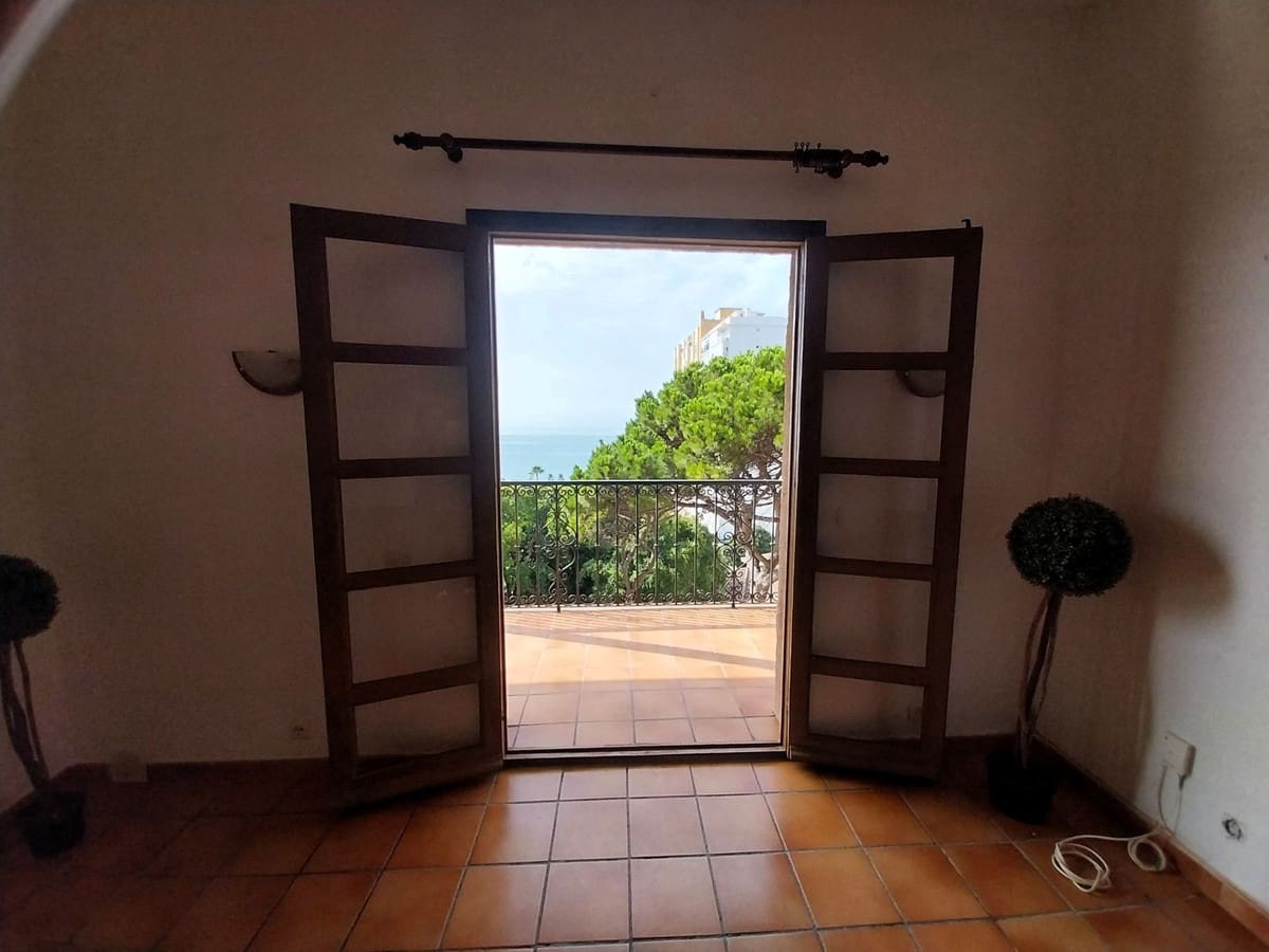 2 Zimmer Apartment zu verkaufen in Calahonda mit Pool Garage - 475.000 € (Ref: 9237709)