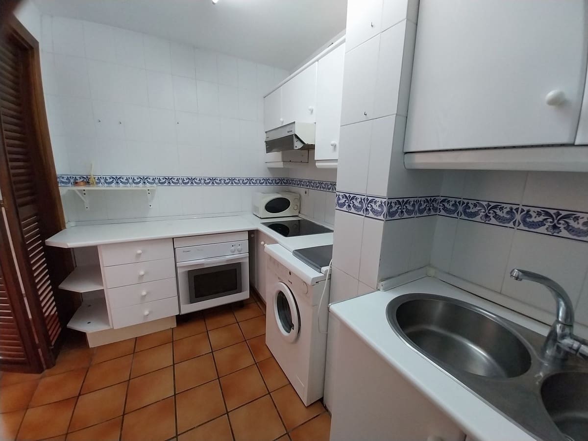 2 Zimmer Apartment zu verkaufen in Calahonda mit Pool Garage - 475.000 € (Ref: 9237709)