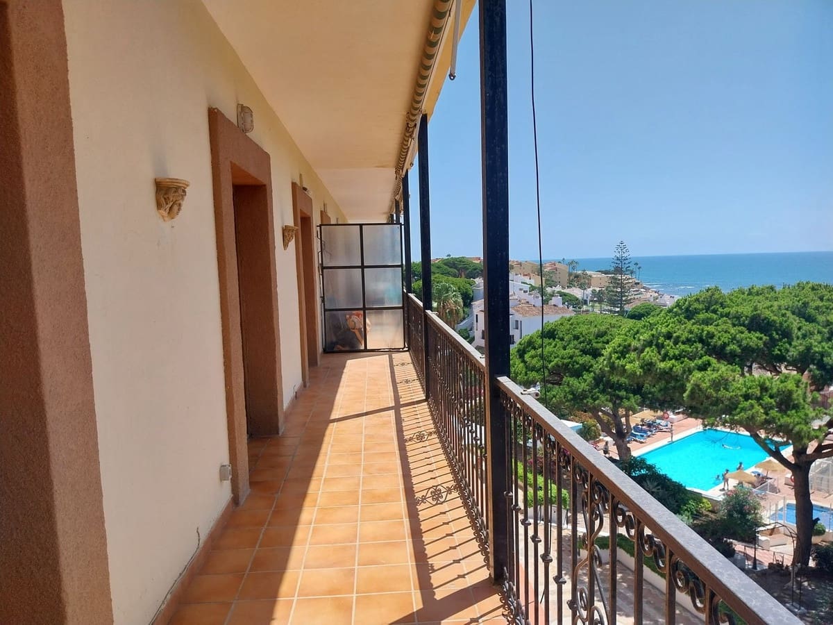 2 Zimmer Apartment zu verkaufen in Calahonda mit Pool Garage - 475.000 € (Ref: 9237709)
