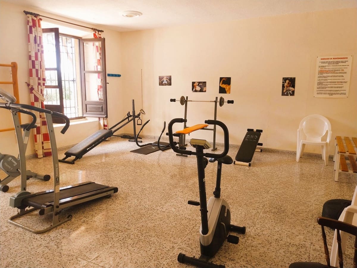 2 Zimmer Apartment zu verkaufen in Calahonda mit Pool Garage - 475.000 € (Ref: 9237709)