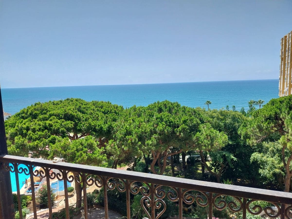 2 Zimmer Apartment zu verkaufen in Calahonda mit Pool Garage - 475.000 € (Ref: 9237709)