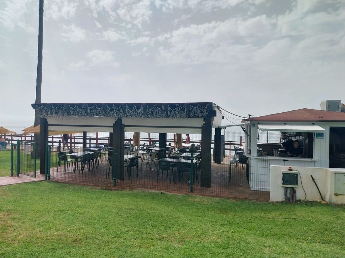 2 Zimmer Apartment zu verkaufen in Calahonda mit Pool Garage - 475.000 € (Ref: 9237709)