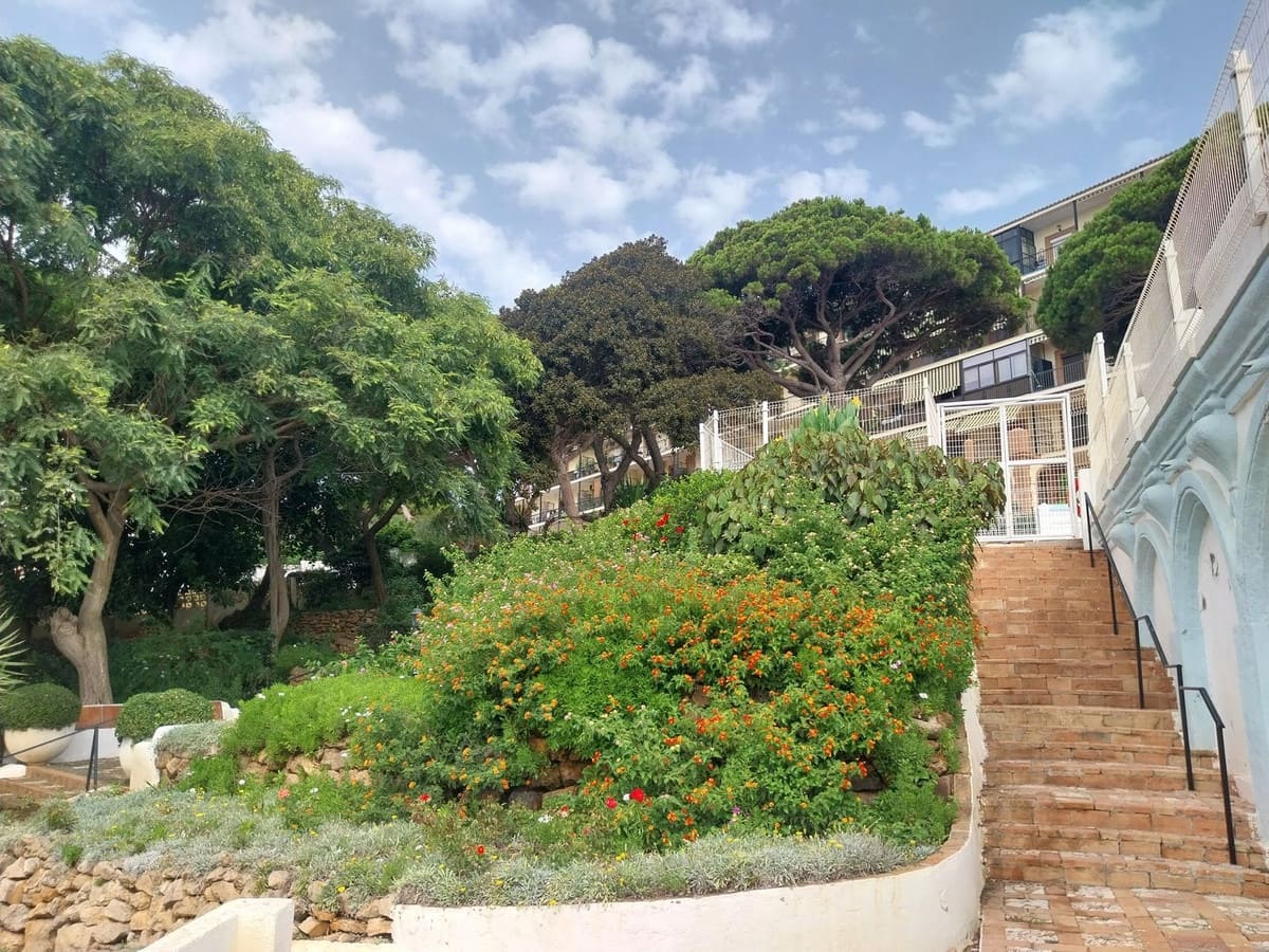 2 Zimmer Apartment zu verkaufen in Calahonda mit Pool Garage - 475.000 € (Ref: 9237709)