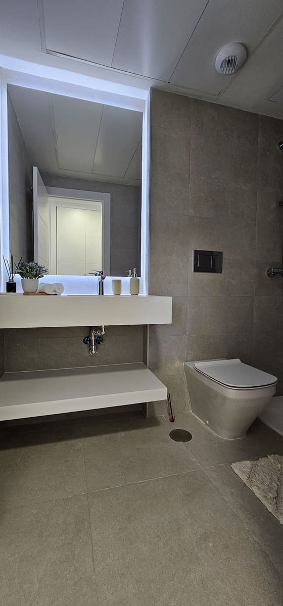 2 makuuhuone Huoneisto myytävänä paikassa Mijas Costa mukana uima-altaan 
autotalli - 545 000 € (Ref: 9237770)