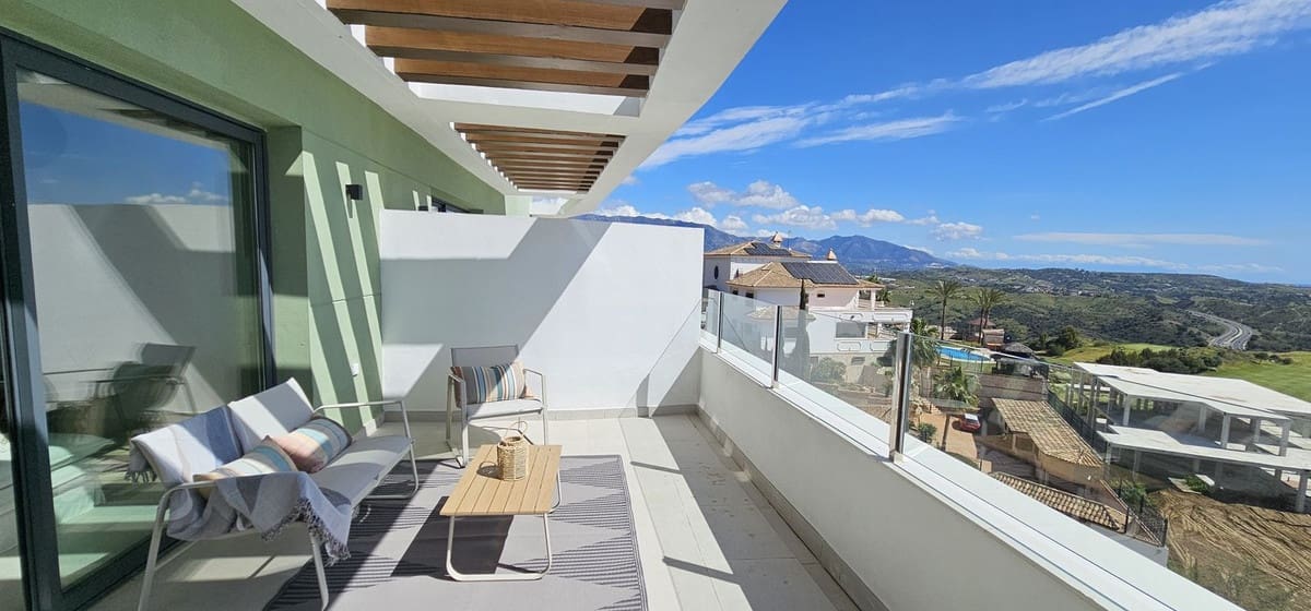 2 makuuhuone Huoneisto myytävänä paikassa Mijas Costa mukana uima-altaan 
autotalli - 545 000 € (Ref: 9237770)