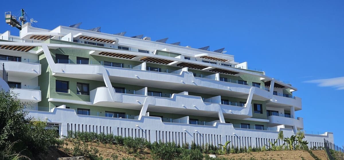 2 makuuhuone Huoneisto myytävänä paikassa Mijas Costa mukana uima-altaan 
autotalli - 545 000 € (Ref: 9237770)