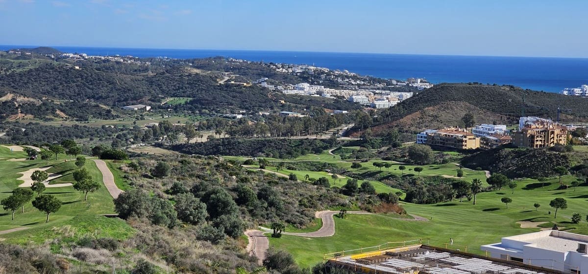 2 makuuhuone Huoneisto myytävänä paikassa Mijas Costa mukana uima-altaan 
autotalli - 545 000 € (Ref: 9237770)