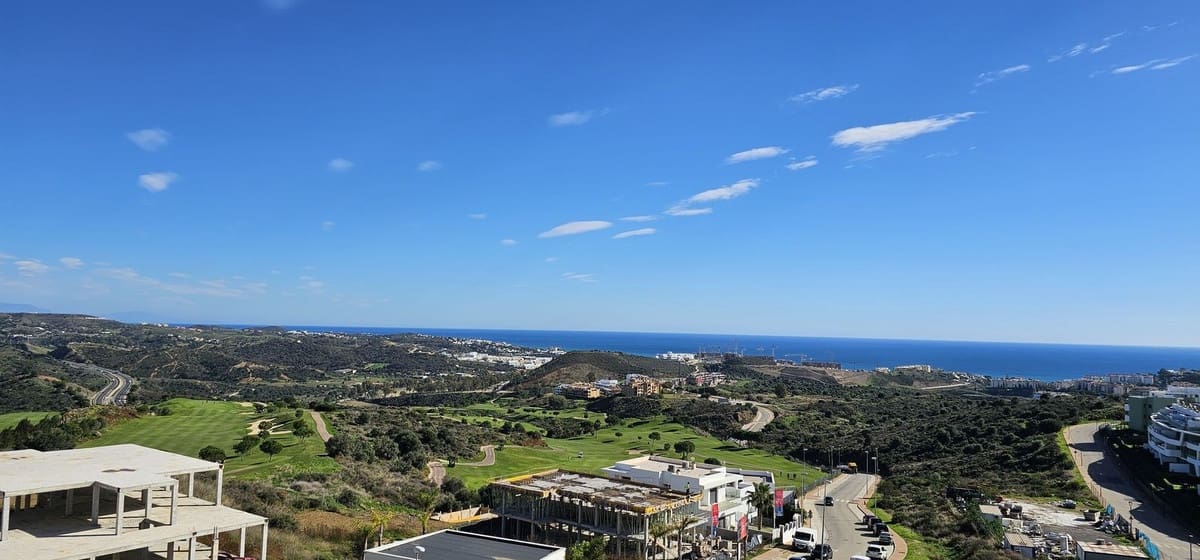 2 makuuhuone Huoneisto myytävänä paikassa Mijas Costa mukana uima-altaan 
autotalli - 545 000 € (Ref: 9237770)