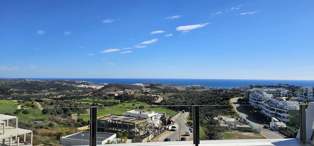 2 makuuhuone Huoneisto myytävänä paikassa Mijas Costa mukana uima-altaan 
autotalli - 545 000 € (Ref: 9237770)