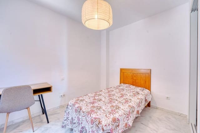 2 Zimmer Penthouse zu verkaufen in Marbella mit Pool Garage - 350.000 € (Ref: 9239420)