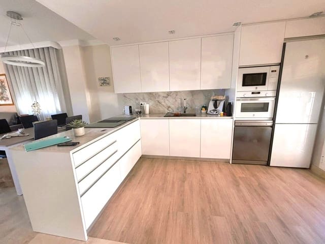 2 sovrum Lägenhet till salu i Elviria, Marbella med pool garage - 499 000 € (Ref: 9239421)