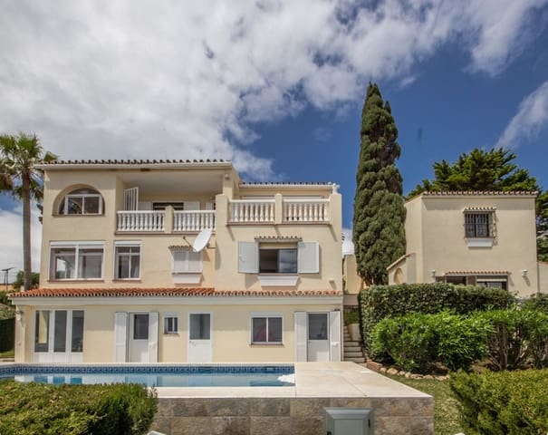 4 quarto Moradia para venda em Estepona com piscina garagem - 790 000 € (Ref: 9239422)