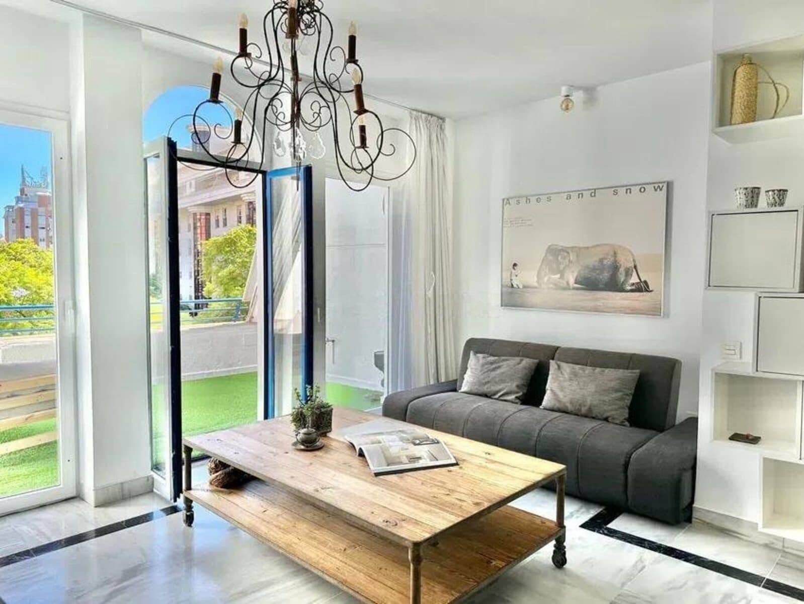 2 bedroom Apartment for sale in Golden Mile with pool - € 880,000 (Ref: 9239427)