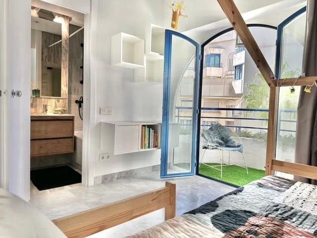 2 makuuhuone Huoneisto myytävänä paikassa Golden Mile, Marbella mukana uima-altaan - 880 000 € (Ref: 9239427)