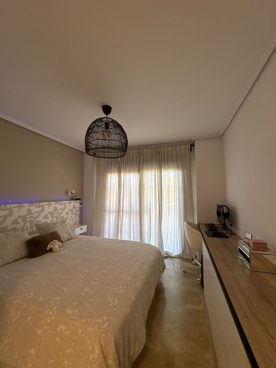 2 quarto Apartamento para venda em Estepona com piscina garagem - 425 000 € (Ref: 9239458)