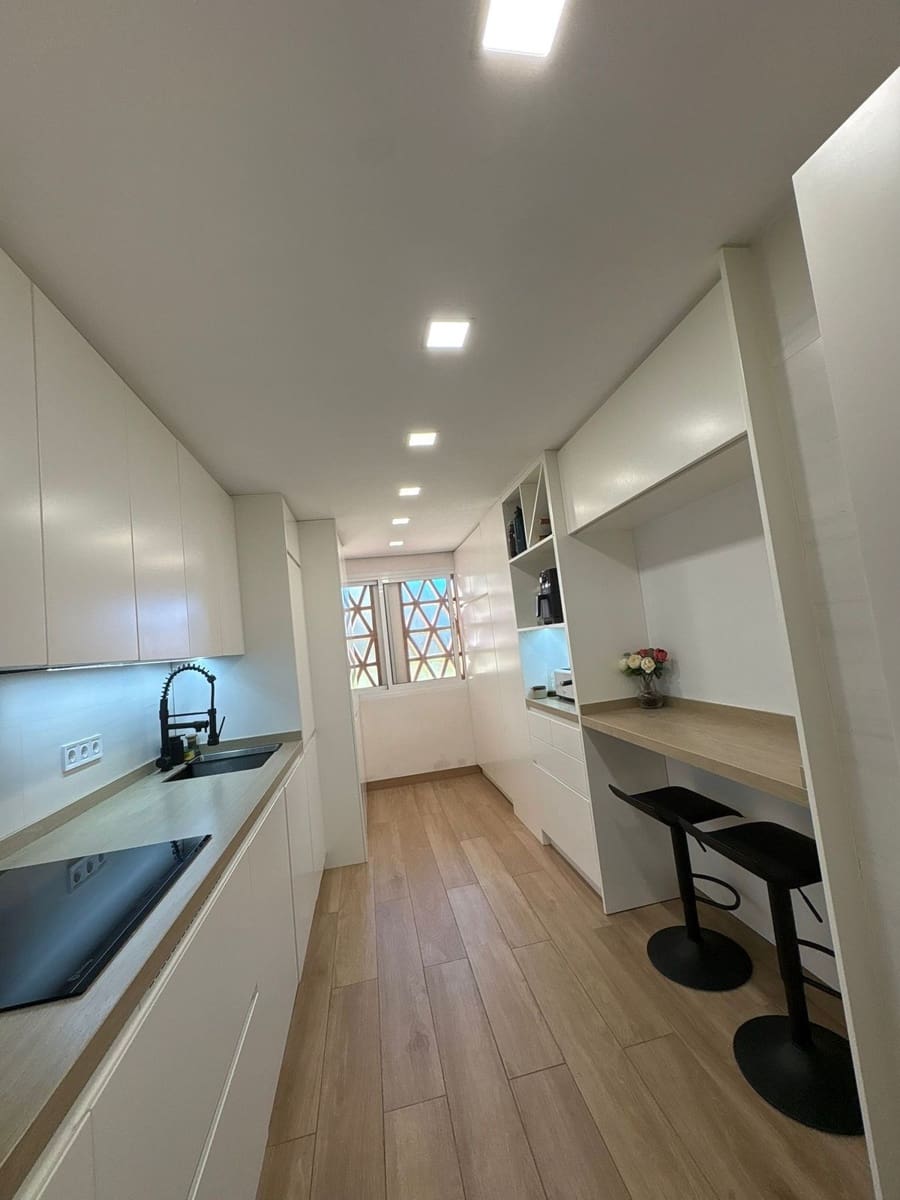 2 quarto Apartamento para venda em Estepona com piscina garagem - 425 000 € (Ref: 9239458)